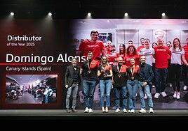 Domingo Alonso recibe el reconocimiento internacional «Mejor Distribuidor del Año 2025» de la mano de Ducati Motor Holding