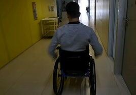 El drama de un adolescente en Valencia: de una caída con la bici a quedarse parapléjico por una negligencia