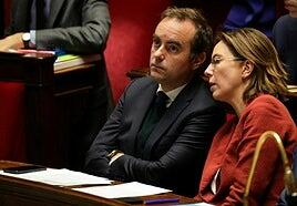 El Parlamento francés empieza a discutir los presupuestos con nuevas amenazas de una moción de censura