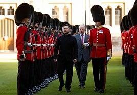 Starmer propone a los aliados convertir los activos rusos congelados en armas para Ucrania