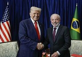 Lula y Trump se dan la mano e inician la negociación para rebajar los aranceles de EE UU a Brasil
