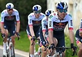 El Red-Bull Bora despide a Oier Lazkano tras la suspensión provisional de la UCI