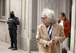 El juez remite la testifical de la empresaria que dice que llevó dinero en bolsas a Ferraz