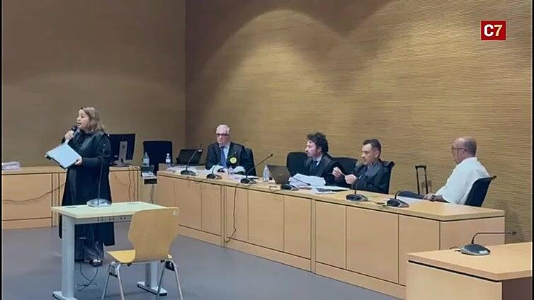 Arranca el juicio contra el extesorero de La Oliva acusado de haberse apropiado de 303.410 euros de fondos públicos