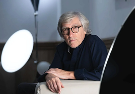 David Trueba: «Los jóvenes no temen el autoritarismo porque no lo han conocido»