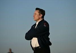 Los accionistas de Tesla pagarán hasta 878.000 millones de dólares a Elon Musk la próxima década