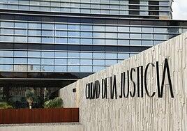 Un vecino de Mogán se enfrenta a 33 años de cárcel por presuntos abusos sexuales a su hijo y siete sobrinos