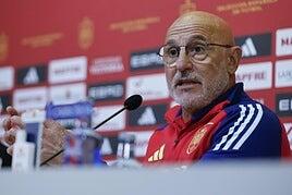 De la Fuente: «Morata es un jugador de futuro y entiende la situación»