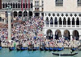 Estos son los destinos turísticos más masificados del mundo... y sus alternativas