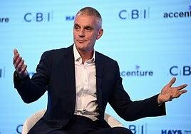 Dimite el director de la BBC tras ser acusado de manipular declaraciones de Trump