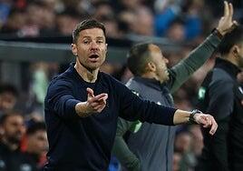 Xabi Alonso, un parón instalado en el diván