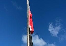 Llegan más residuos a Mogán, que mantiene nueve de sus playas cerradas