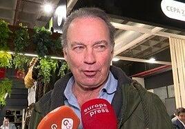 Bertín posa por sorpresa con todos sus hijos mayores junto a su exmujer, Fabiola Martínez