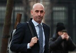 Luis Rubiales: «La sentencia dice eso pero Jenni y yo sabemos que no fue así»