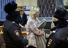 Diana Loginova, la joven cantante que paga con la cárcel sus críticas a Putin