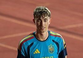 Huijsen causa baja ante Georgia por molestias musculares