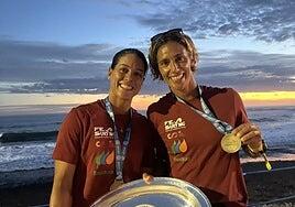 Iballa Ruano y Alba Frey tocan el cielo: campeonas del Mundo por Equipos de SUP 