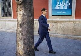 La detención de tres dirigentes del PP en Almería abre otro frente a Moreno