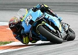 Raúl Fernández lidera el primer día de MotoGP 2026