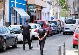 Conduce bajo los efectos de la droga y se marcha por no disponer la Policía Local de habilitación para la prueba