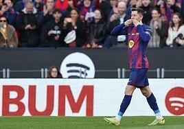 Lewandowski marca el primer gol del nuevo Camp Nou