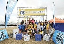 La capital vive su primera Gran Canaria Swimrun con la participación de 250 atletas