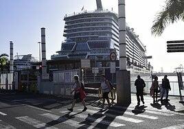 8.000 turistas en cuatro cruceros este domingo en Las Palmas de Gran Canaria