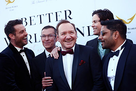 Kevin Spacey matiza que no es una persona sin hogar