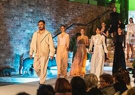 Moda Calada reúne tradición y diseño contemporáneo en sus bodas de plata