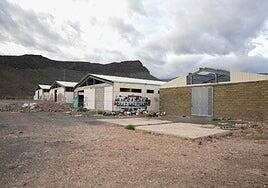 El Cabildo inicia un proceso de desahucio de okupas en las naves de Los Corralillos