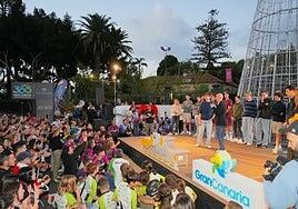 Baño de masas de Pogačar y los campeones del mundo en la presentación de la TotalEnergies Gran Fondo Pico de las Nieves
