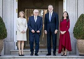 Letizia ya tiene sustituto de Felipe