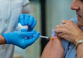 La nueva cepa de la gripe es aún minoritaria en Canarias, con tres de cada diez contagios