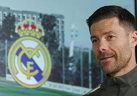 Xabi Alonso se rebrinca: «¿A qué juega mi Real Madrid? A fútbol»