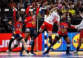 «Nos llenáis la selección de negras y aun así perdéis», las Guerreras explotan tras los insultos racistas recibidos en redes