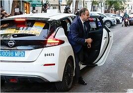 Ábalos recurre su prisión con la tesis de que se viola el derecho de los ciudadanos que le votaron