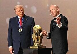 Donald Trump recibe el premio FIFA de la Paz