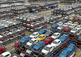 El superávit comercial de China rebasa el billón de dólares por primera vez