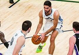 Recital de Aldama, con 22 puntos, para dar un nuevo triunfo a unos revitalizados Grizzlies