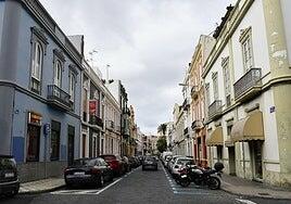 Darias garantiza la protección de Perojo y el PP le pide que no recurra el fallo que anuló el plan