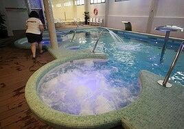 En la UCI la clienta de un hotel del Centro de Granada tras electrocutarse en el spa