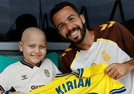 Día cero del «renacimiento» de Elías: alegría, cansancio y abrazado a la camiseta de Kirian