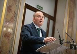 El PP urge a Montero a dimitir: «Se le está poniendo cara de Cerdán»