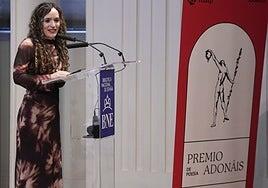 Carmen María López gana Adonáis de poesía