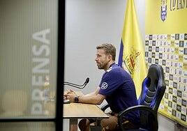 «Acepto las críticas, no vengo del espacio»