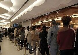 Así se vivió la inauguración de la pastelería Yeray Reyes