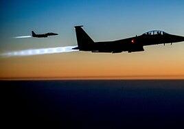 EE UU bombardea más de 70 posiciones de Estado Islámico en Siria