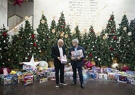 La Casa de Galicia recibe los juguetes donados por el personal del Cabildo de Gran Canaria
