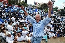 Honduras proclama al conservador Asfura como presidente tras un recuento caótico