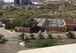 El emisario de Silva, en Telde, vierte al mar sustancias no autorizadas de actividades industriales